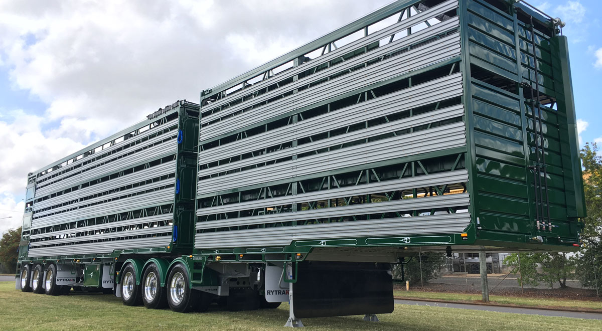3 Deck Pig Trailer | 2016