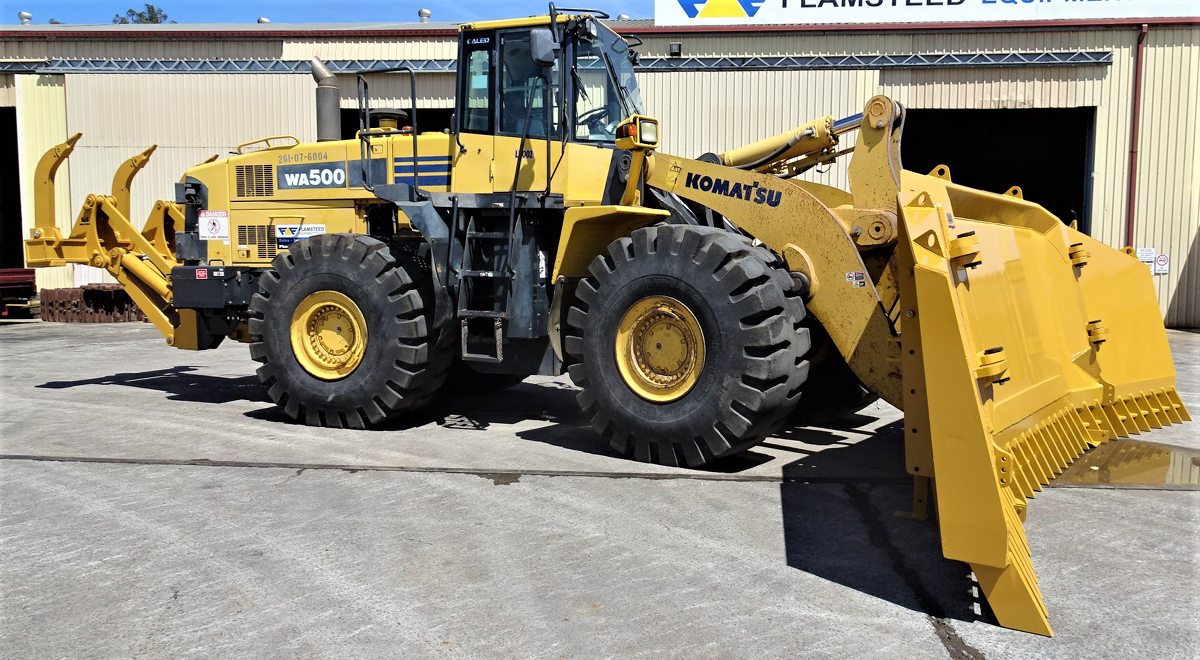 Fittment of Stickrake & Ripper to WA500 Wheel Loader